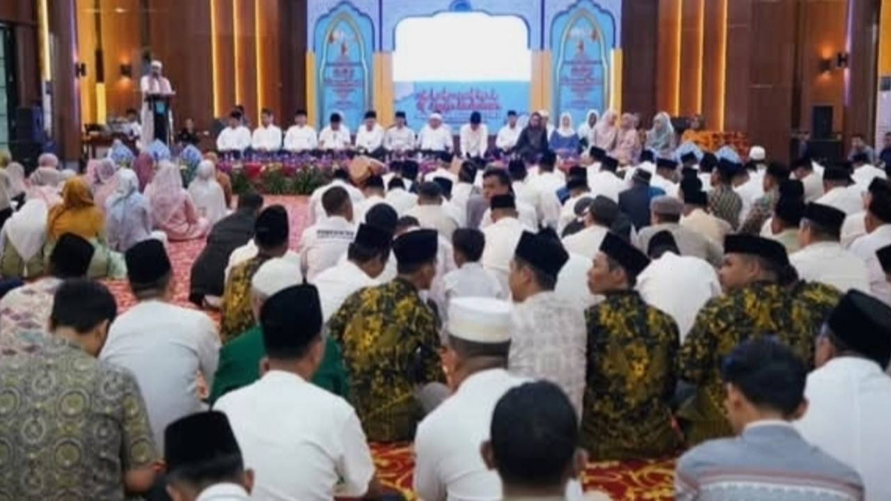 Gubernur Sumsel Herman Deru Safari Ramadhan di Ogan Ilir, Bupati Panca Sampaikan Aspirasi Warga 