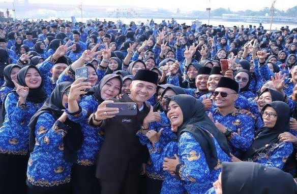 PNS Pemkot Palembang Full Senyum, Ratu Dewa Pastikan Rapelan Tunjangan Fungsional Cair Bisa Sampai 30 Bulan