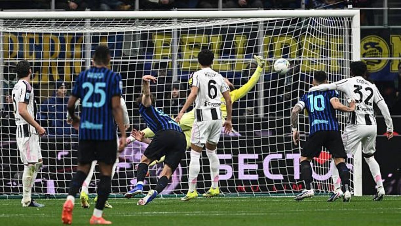 Hasil Inter Milan 3-2 Juventus: Gol Menit 90 Zielinski Kunci Derby d’Italia.