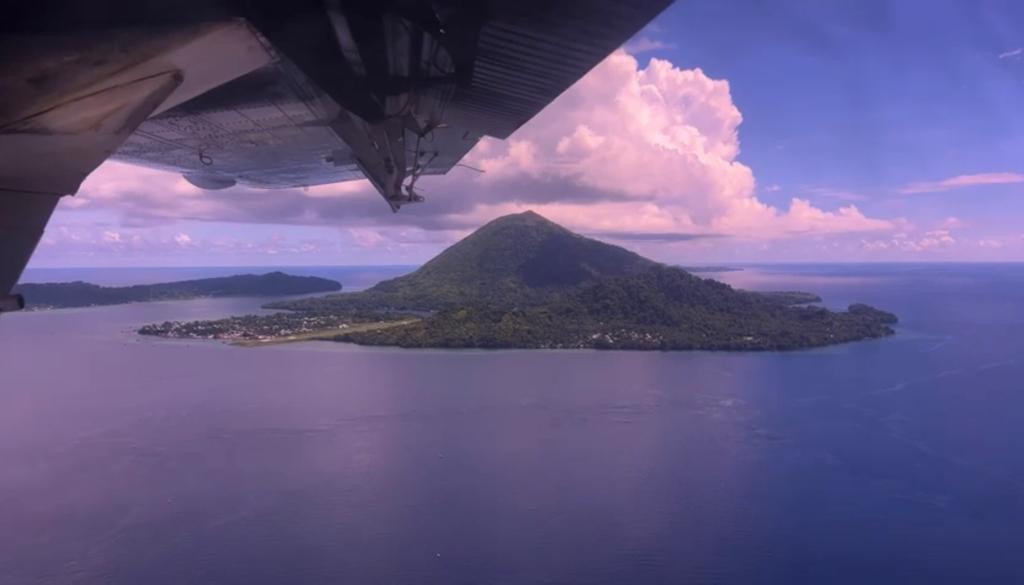 Pesona Alam Banda Neira, Pulau Kecil yang Jadi Primadona di Maluku Tengah