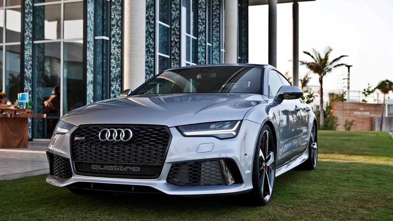 Audi RS 7 Performance Florett Silver: Elegan di Luar, Brutal di Dalam! 