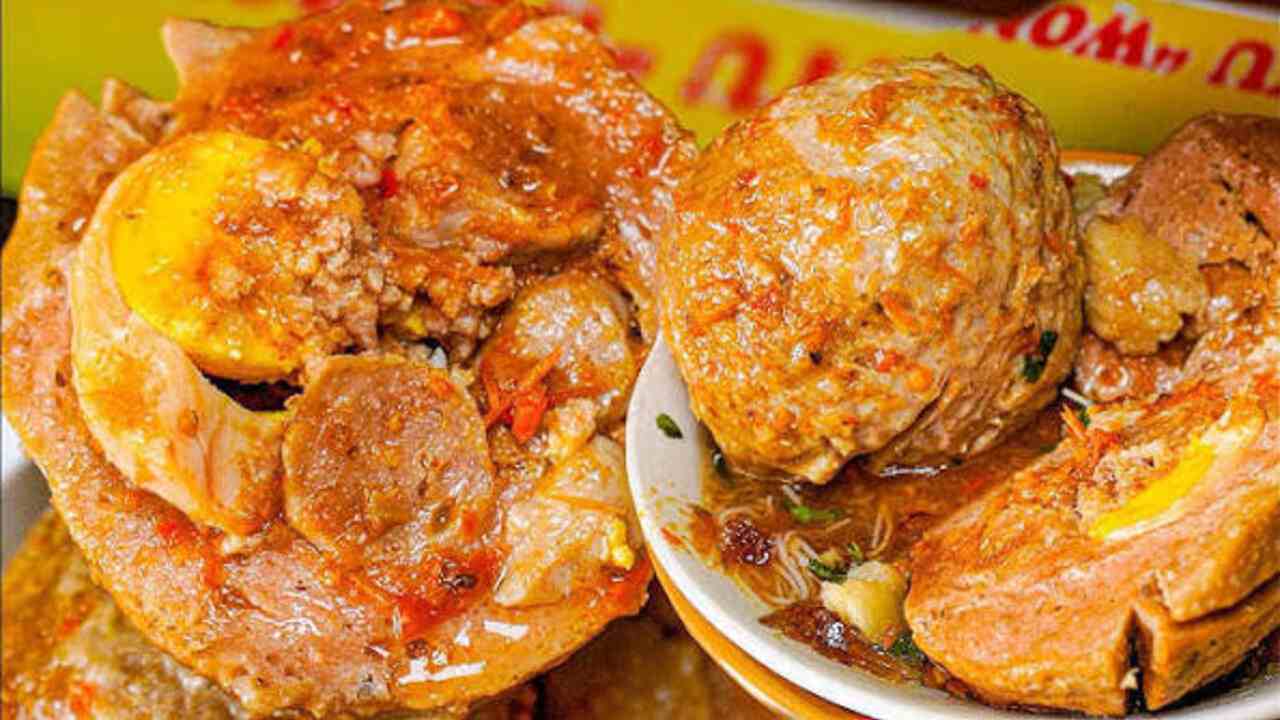 Sensasi Bakso Beranak Sambal Mercon, Kuliner Pedas yang Menggugah Selera Pecinta Bakso