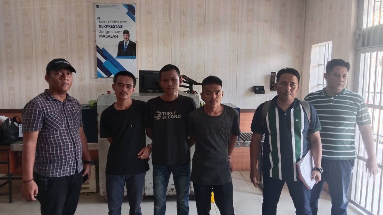 Tiga Tersangka Curat di Pemulutan Dilimpahkan ke Kejari Ogan Ilir