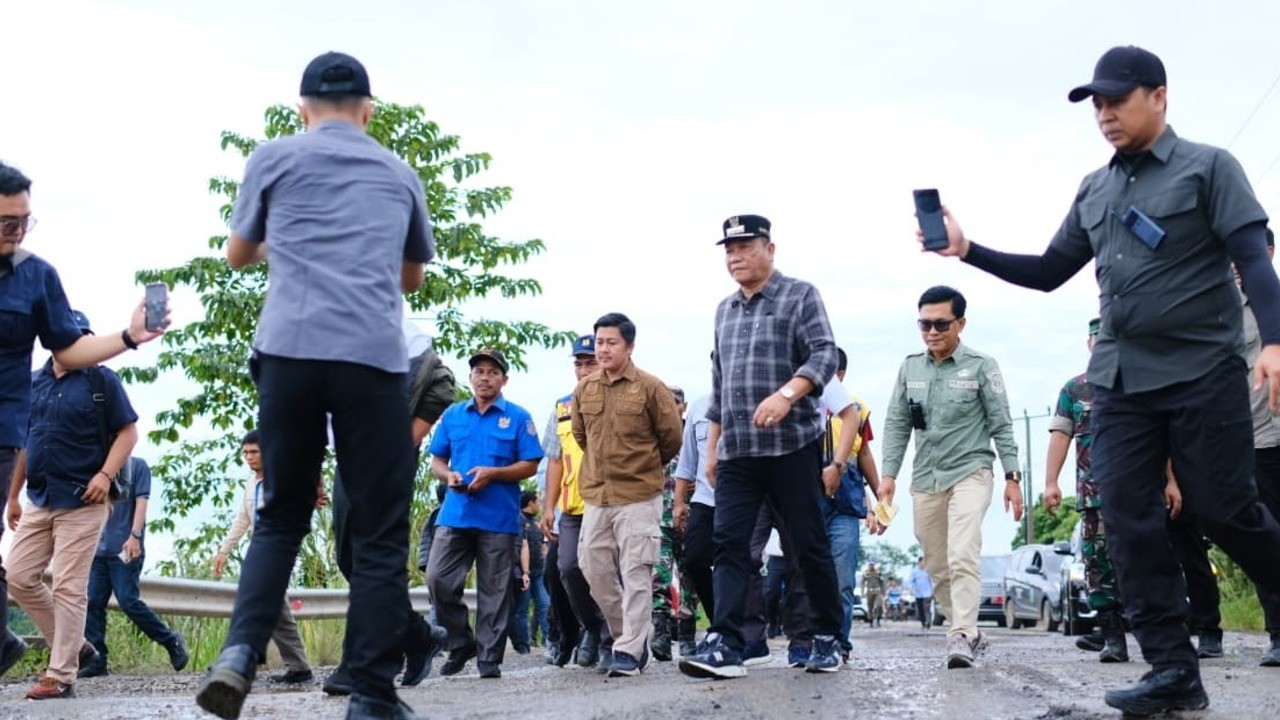 Kunjungan ke Babat Toman Jadi Respons Atas Keluhan Warga Soal Kerusakan Jalan Nasional