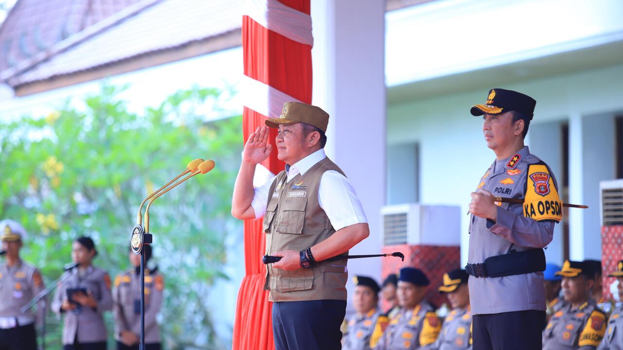 Gubernur Herman Deru Pimpin Apel Gelar Pasukan Operasi Ketupat 2026 di Sumsel