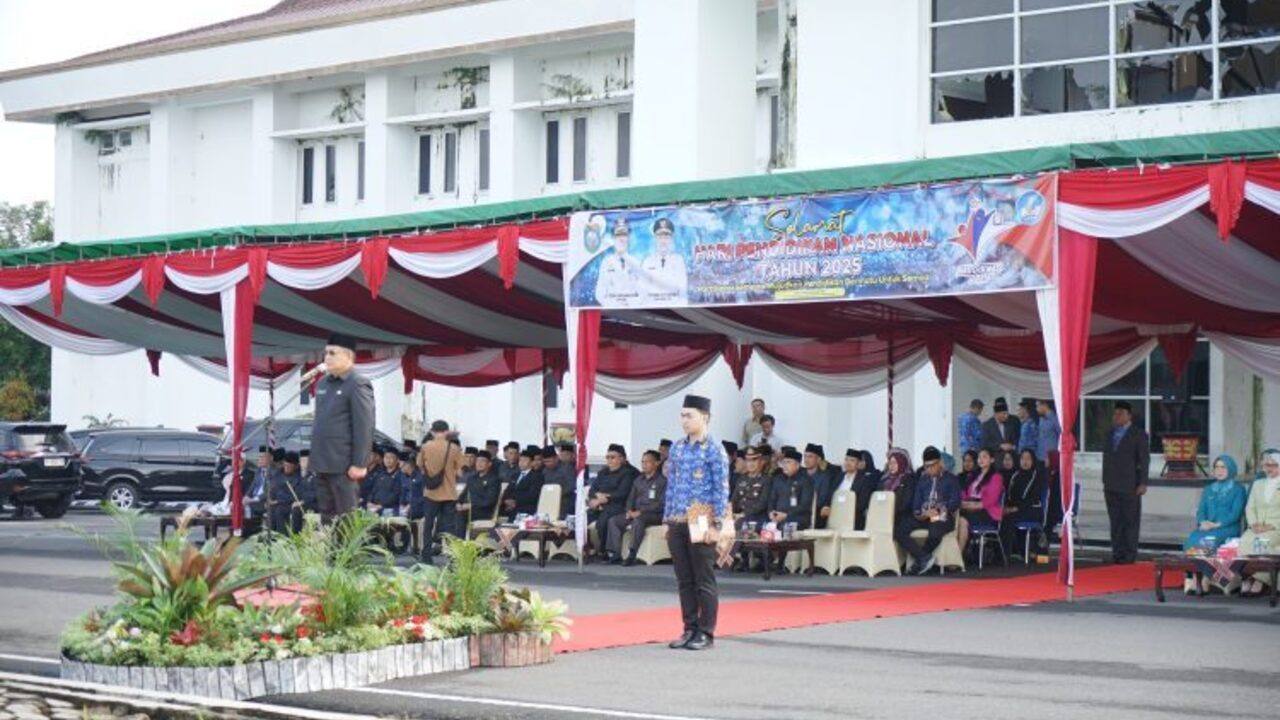Hardiknas 2025 di OKU: Marjito Bachri Tegaskan Pendidikan Tanggung Jawab Bersama
