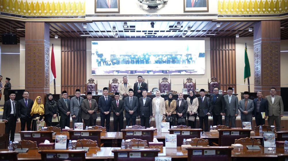 DPRD Sumsel Dengarkan Jawaban Gubernur Terhadap Pandangan Umum Fraksi-Fraksi 