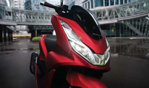 Mengapa Honda PCX Tetap Menjadi Raja di Segmen Motor Matic Premium?