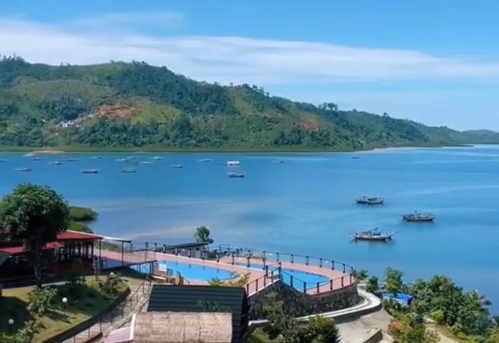 Kawasan Mandeh, Surga Wisata Alam yang Tersembunyi di Sumatera Barat