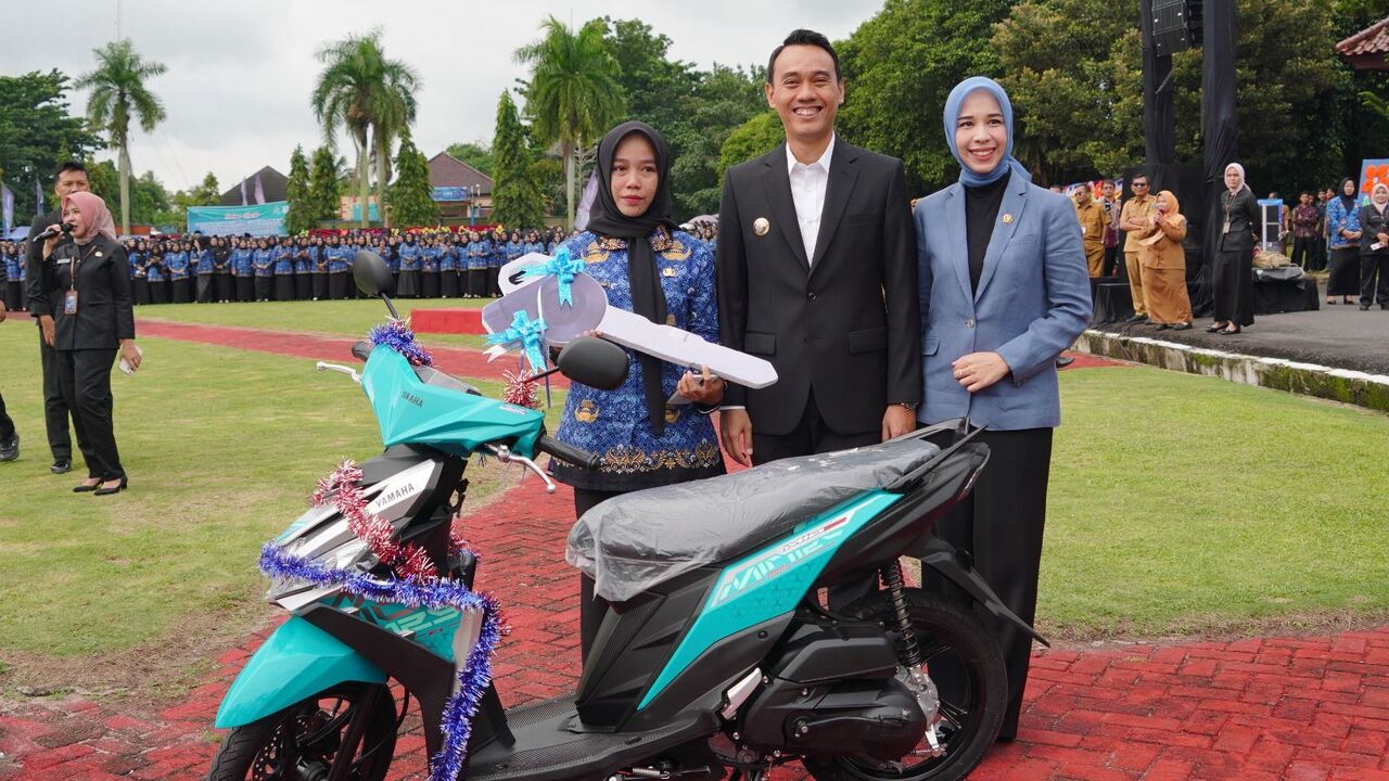 Cerita Nurmala: Delapan Tahun Jadi Honorer Pulang dari Pelantikan Bawa Motor dari Bupati OKI