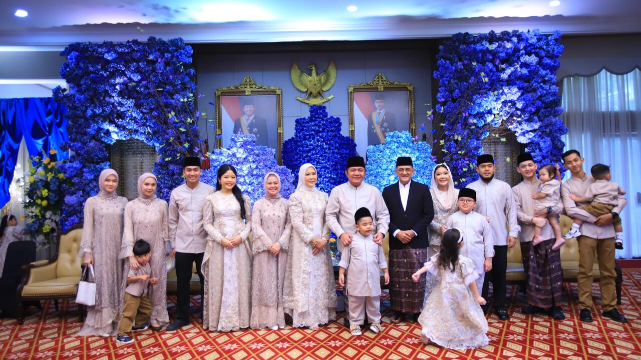 Gubernur Herman Deru Ingatkan Masyarakat Waspada Dampak Ketidakpastian Ekonomi Global.