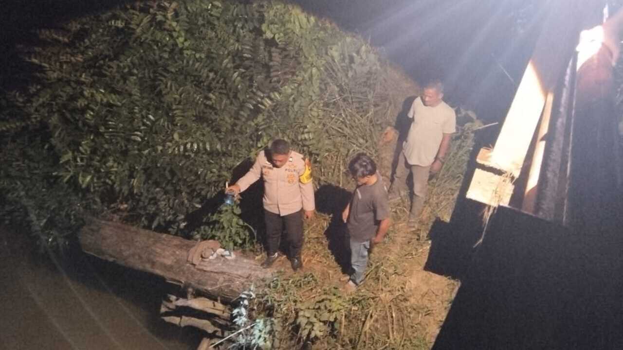 Terjun untuk Mandi, Pemuda 20 Tahun Hilang Terseret Arus Sungai Batanghari Leko