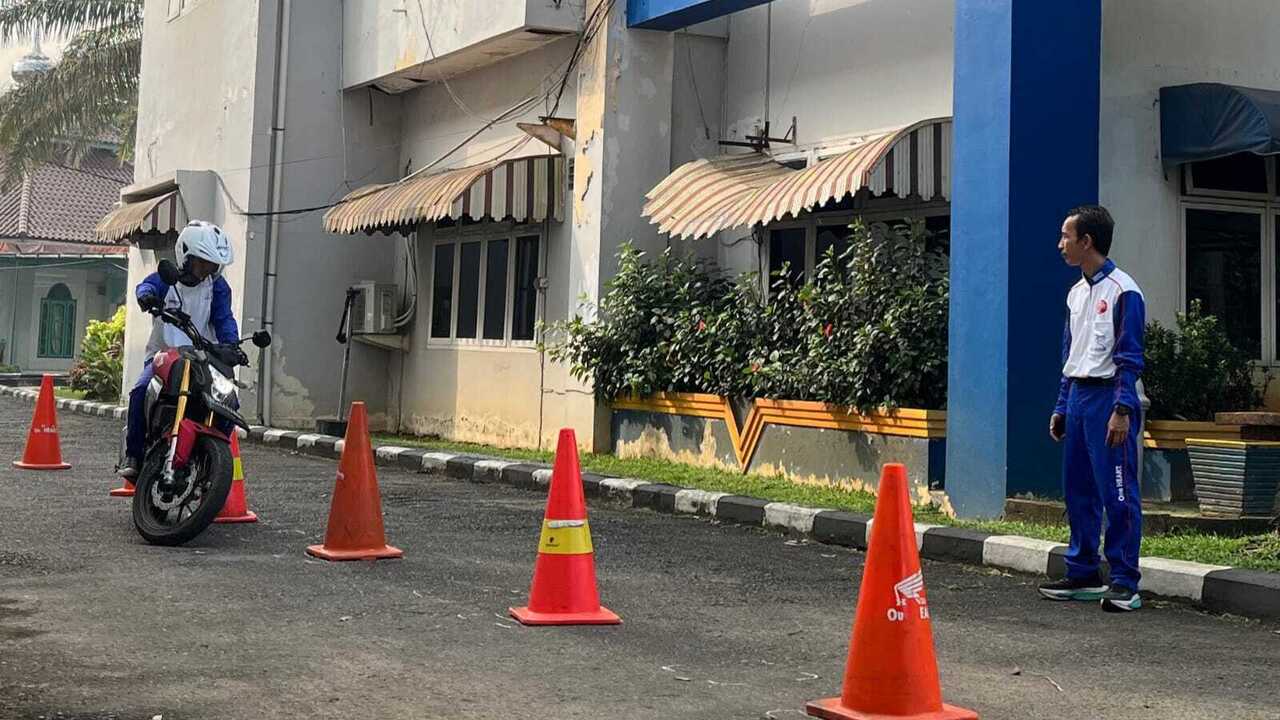 Gelar Kompetisi CSRA 2025, Astra Motor Sumsel Dorong Komunitas Honda Sumsel Jadi Pelopor #Cari_Aman