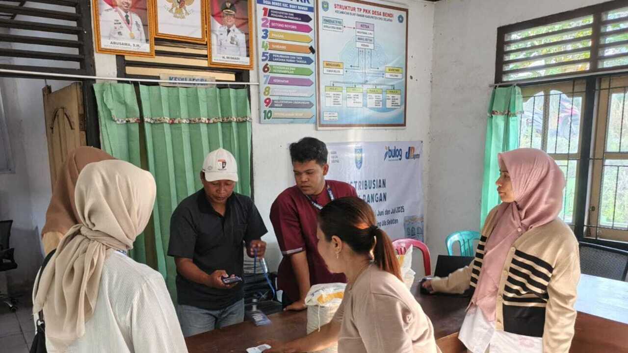 24.379 PBP di OKU Selatan Terima Bantuan Pangan Pemerintah