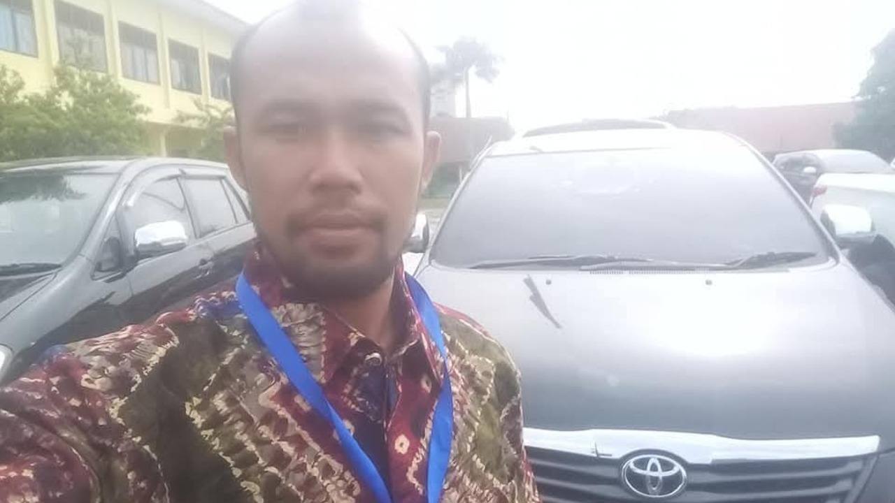 Bangun Pos Jaga di Perlintasan Kereta Api Tanpa Palang Pintu, Kades Pangkul: Upaya Tekan Risiko Kecelakaan