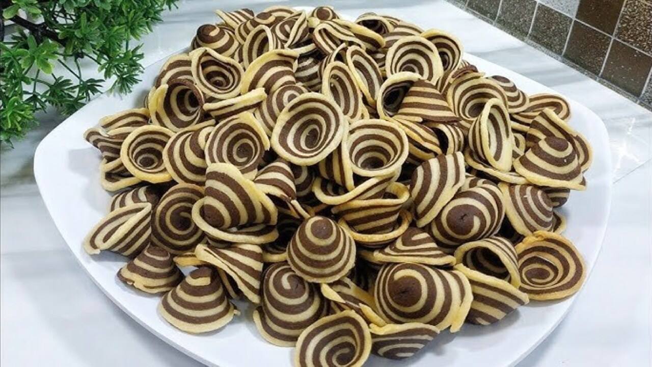 Kuping Gajah, Camilan Tradisional yang Kembali Naik Daun di Tengah Gempuran Snack Modern