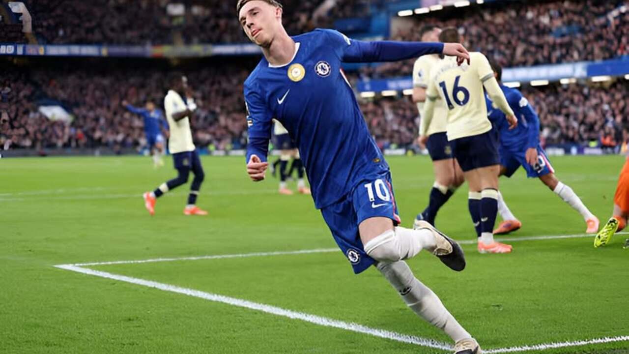 Hasil Premier League: Gol Palmer dan Gusto Bawa Chelsea Tekuk Everton 2-0 di Stamford Bridge.