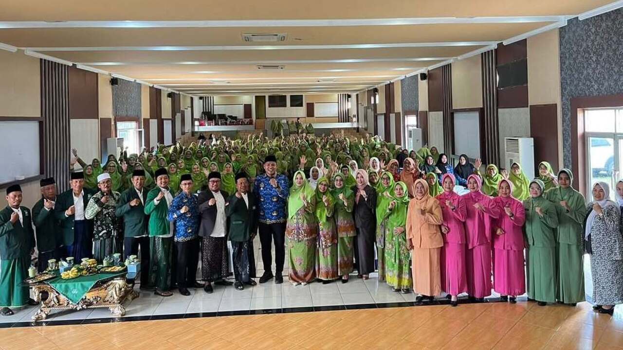 Muslimat NU Kota Prabumulih 2025–2030 Resmi Dilantik, Wawako Franky Tekankan Kolaborasi Program Keagamaan