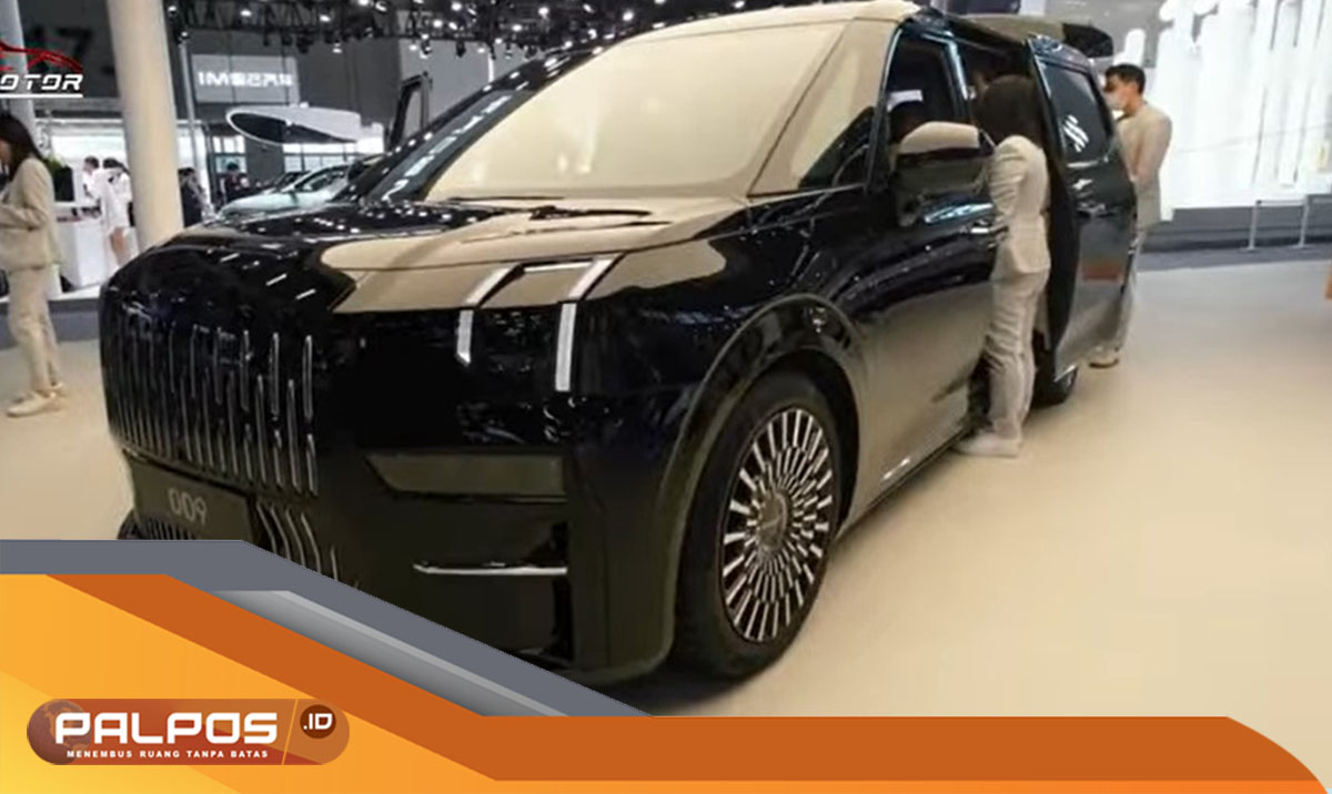 MPV Mewah Penantang Alphard Ini Bukan Kaleng Kaleng : Ditimpa Truk Cuma Lecet, Intip Fitur dan Spesifikasi !