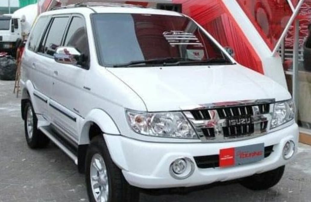 Ini  Alasannya Mengapa Isuzu Panther Tetap Dicari Meski Langka di Pasaran Mobil Bekas?