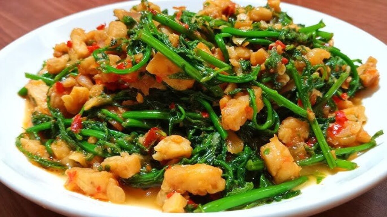 Tumis Pakis Tempe : Sajian Sederhana yang Kian Digemari Pecinta Kuliner Nusantara