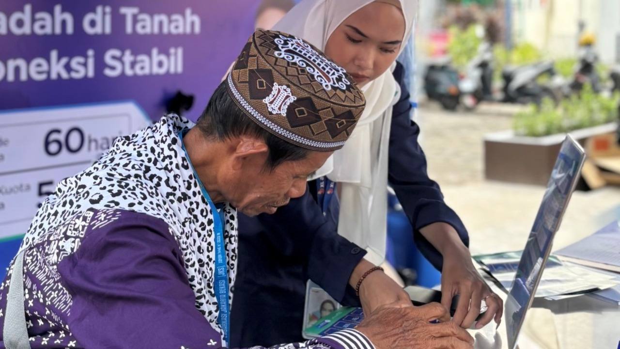 Tawarkan Kemudahan Beribadah di Tanah Suci, XLSMART Sediakan Kartu Perdana Khusus Haji dan Paket Internet Haji
