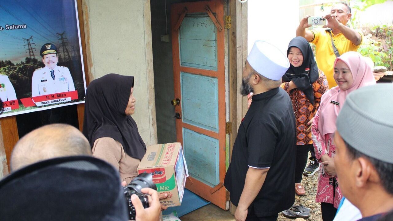 PLN Bengkulu Perkuat Sinergi dengan Gubernur, Resmikan Listrik Gratis untuk Warga Seluma