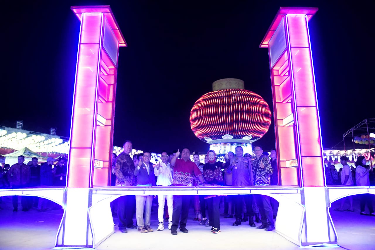 Gubernur Sumsel Buka Sriwijaya Lantern Festival Sebagai Destinasi Wisata  Budaya Terlengkap di Kota Palembang