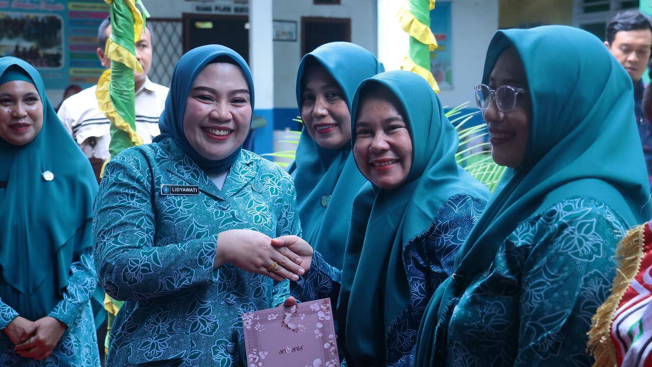 Staf Ahli TP PKK Sumsel Lidyawati Cik Ujang Dorong Revitalisasi Dasawisma saat Kunjungan Kerja ke OKU Timur