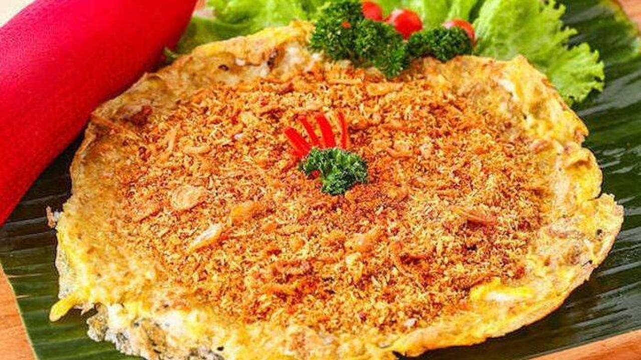 Kerak Telur : Warisan Kuliner Betawi yang Bertahan di Tengah Gempuran Modernisasi