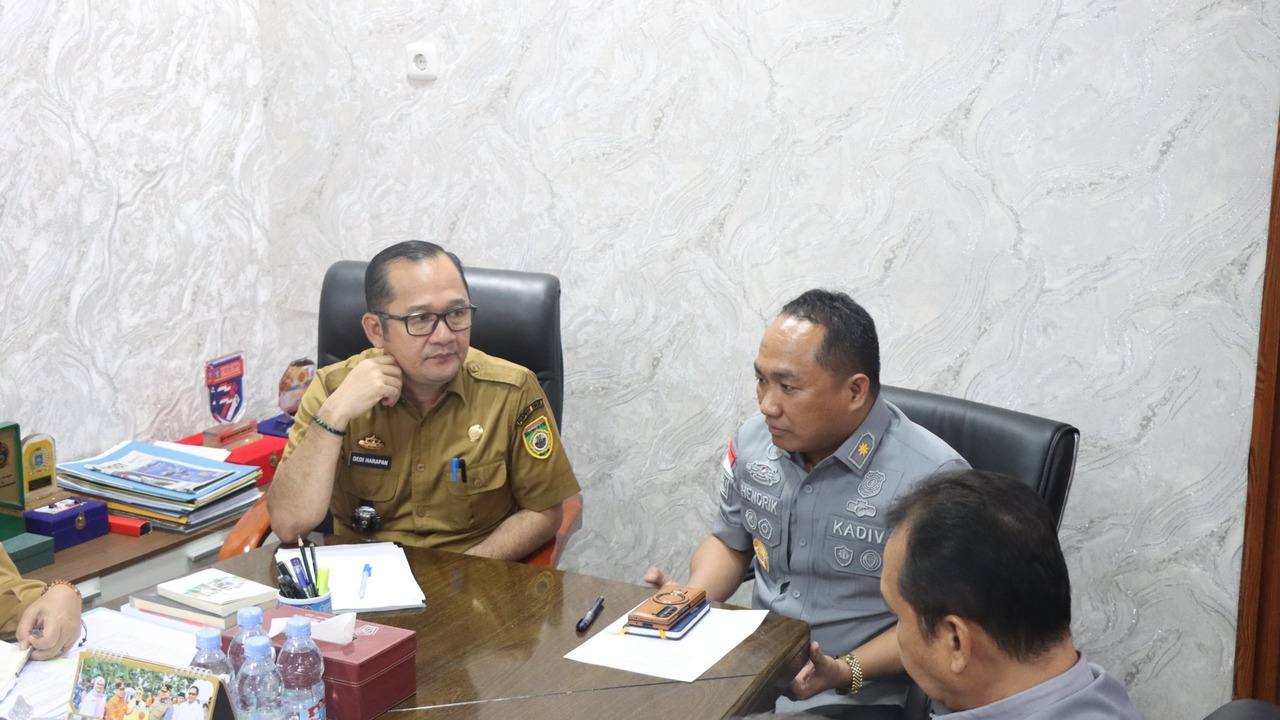 Kanwil Kemenkum Sumsel dan Biro Hukum Pemprov Sumsel Bahas Akselerasi Pembentukan Posbankum dan Pelatihan Para