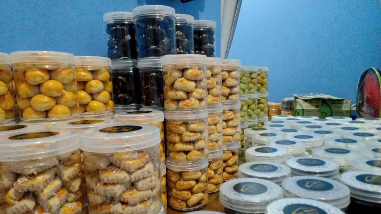 Jelang Lebaran, Embun Dempo Cake & Cookies Kebanjiran Pesanan Aneka Kue Kering