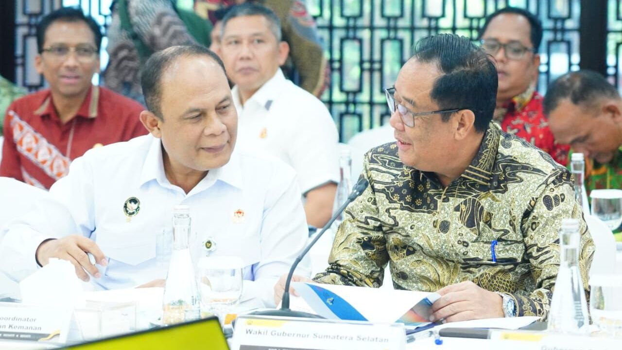 Wagub Cik Ujang Dukung Legalisasi Sumur Minyak Rakyat untuk Kesejahteraan Daerah