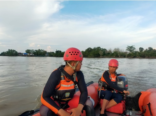 Kernet Speed Boat Semoga Jaya Hilang di Sungai Musi, Tim SAR Palembang Terjunkan Personil Rescue