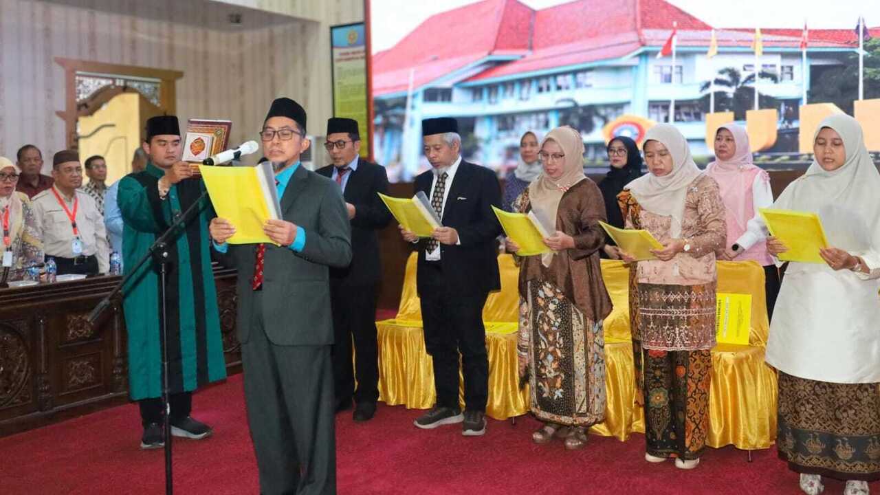 Rektor UNSRI Lantik Wakil Dekan Baru Fasilkom dan FKM Periode 2026–2031