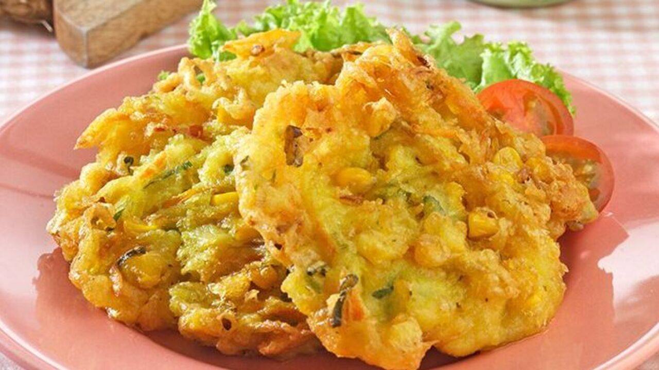 Bakwan Jagung : Camilan Tradisional yang Tetap Eksis di Era Modern