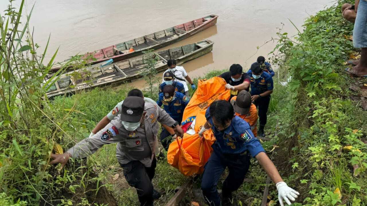 Warga Temukan Mayat Mr X Saat Mencari Ikan