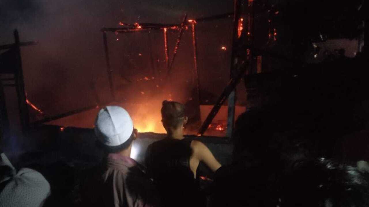 MCB Meledak, Satu Unit Rumah Ludes Terbakar