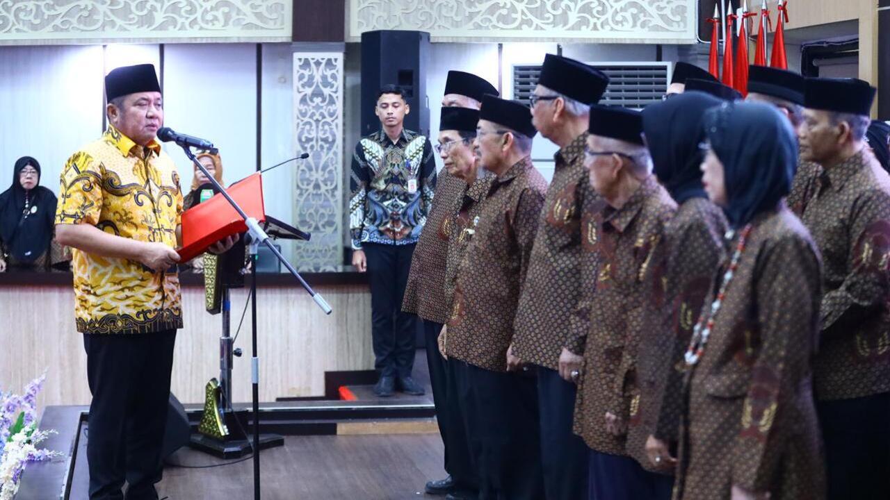 Gubernur Herman Deru Kukuhkan Kepengurusan LLI Sumsel, Dorong Peran Aktif Lansia dalam Pembangunan