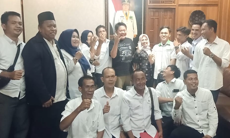 Pro Ganjar Sumsel Deklarasi Dukung Herman Deru dan Cik Ujang: Dinamika Baru dalam Pilgub Sumsel 2024