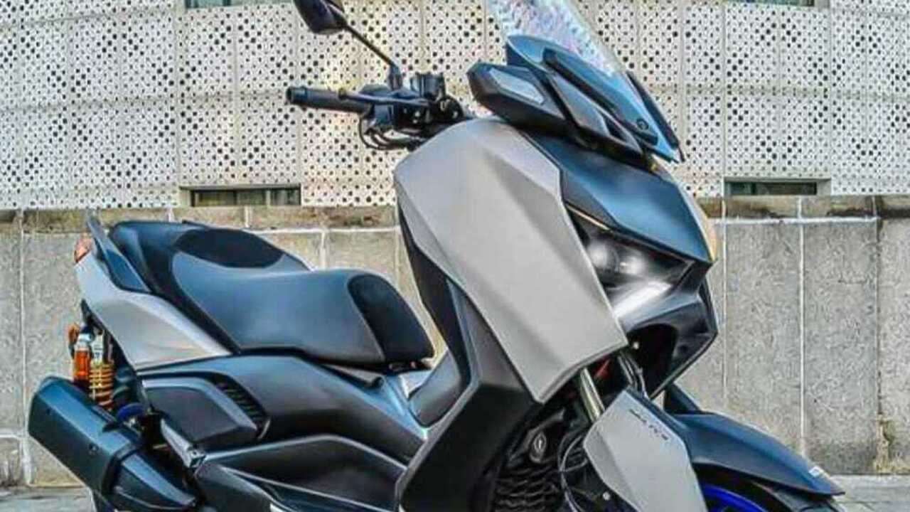 Skutik Bongsor RKM XMAX300 Gegerkan Pasar, Tampil Bak Yamaha XMax Versi Murah