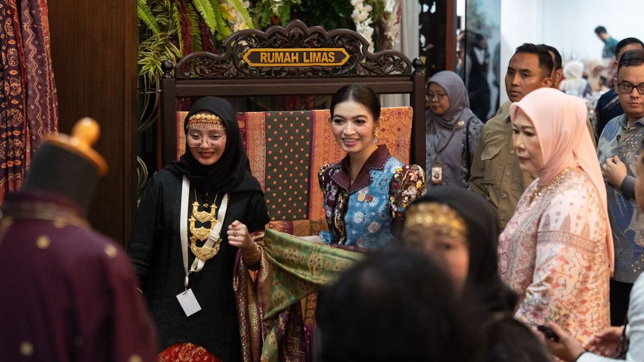 Pameran Kuliner dan Kerajinan Sumsel Curi Perhatian Selvi Gibran di Griya Agung Palembang