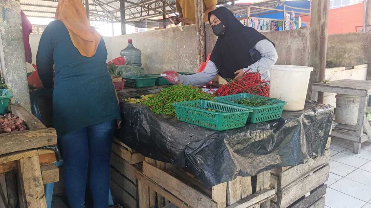 Harga Kebutuhan Pokok di OKU Stabil Jelang Idul Adha