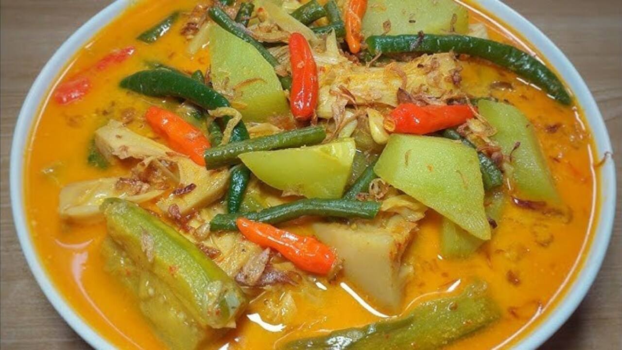 Sayur Lodeh : Hidangan Tradisional yang Terus Bertahan di Tengah Modernitas