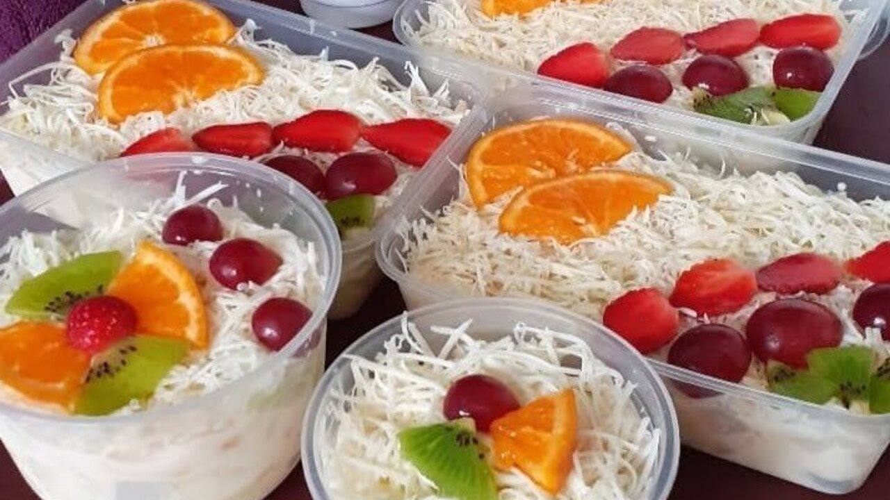 Salad Buah : Camilan Sehat yang Kian Populer di Tengah Tren Gaya Hidup Sehat