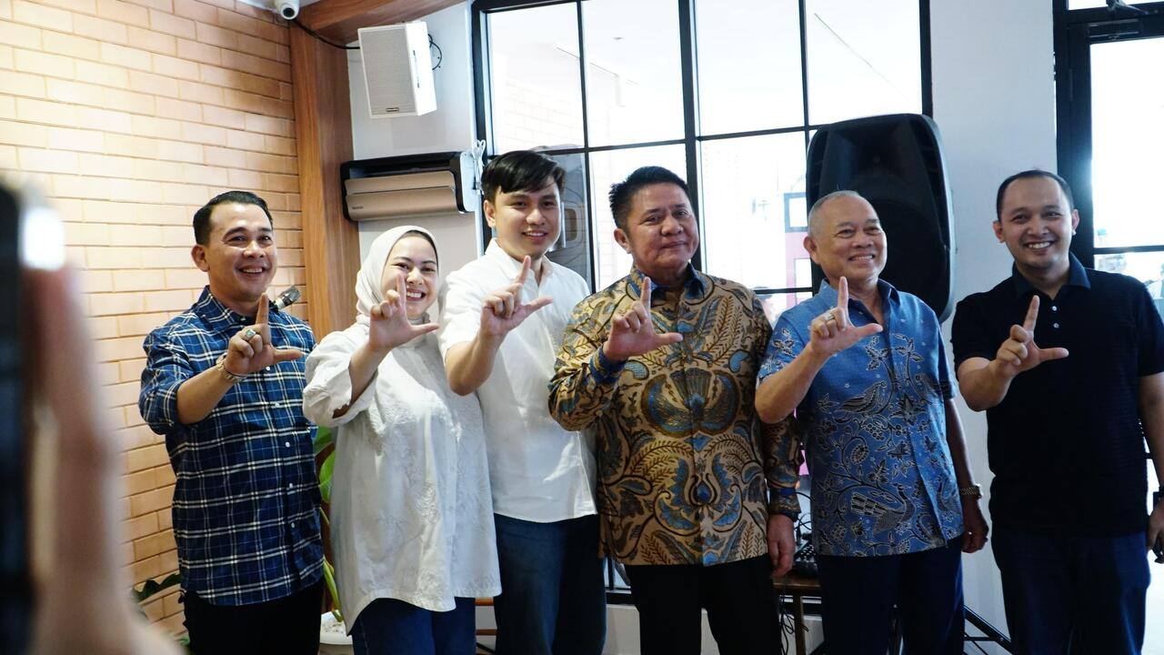 Gubernur Herman Deru Hadiri Grand Opening Cabang Baru Kedai Kopi Rumah Loer Palembang