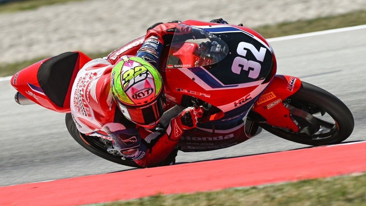 Ramadhipa Impresif, Melesat Raih Podium Perdana di Moto3 Junior Barcelona