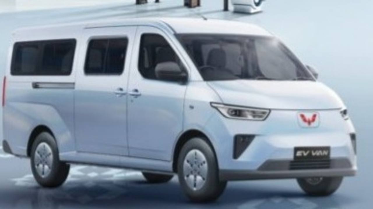 Wuling EV VAN Mobil Niaga Listrik yang Tawarkan Efisiensi dan Jangkauan 400 KM.