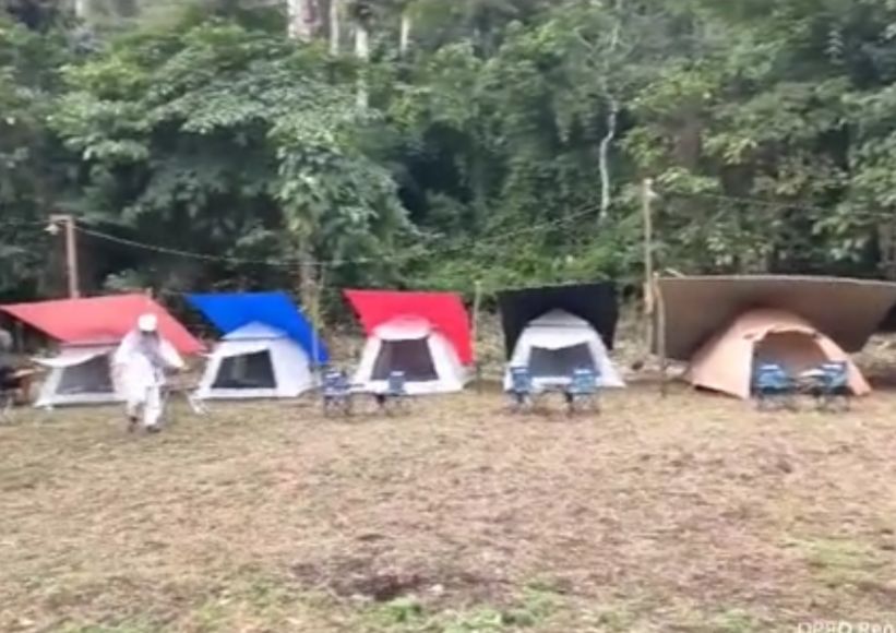 Camping Ground Camintoran: Berkemah Seru di Alam, Ternyata Bisa Lihat Gunung Kerinci Juga Loh!