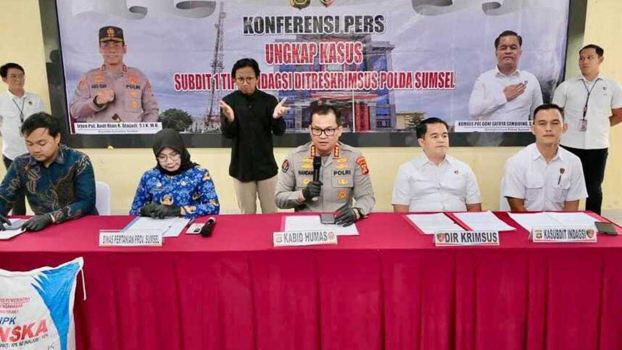 Polda Sumsel 'Sikat' Mafia Pupuk Subsidi,14 Ton Urea-Phonska Disita, 8 Orang Diciduk!